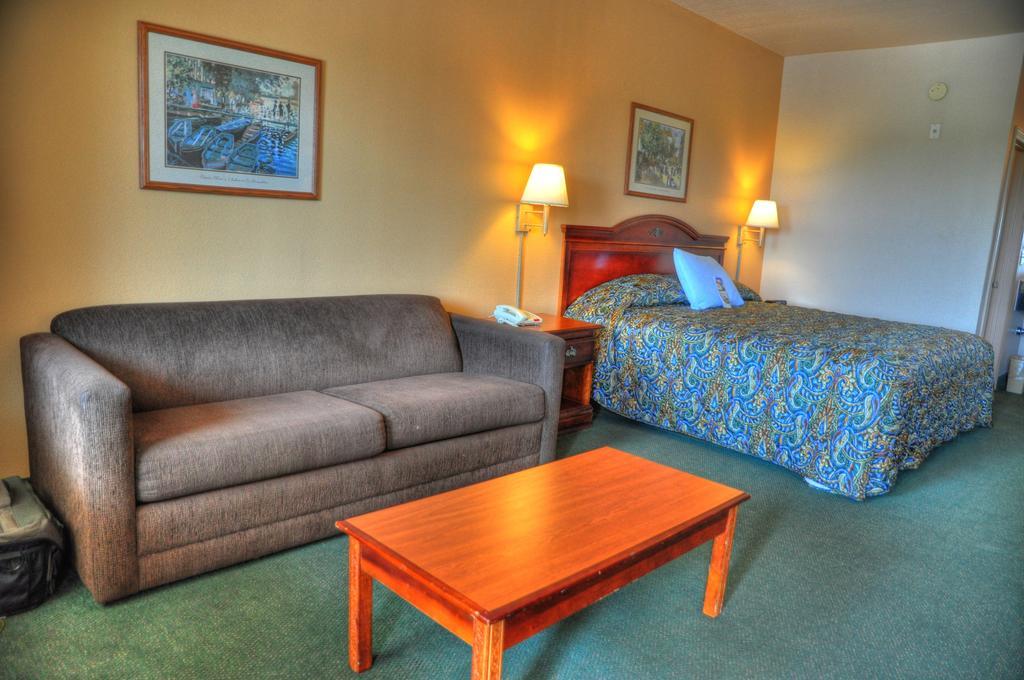 Lone Star Inn And Suites Victoria Kültér fotó