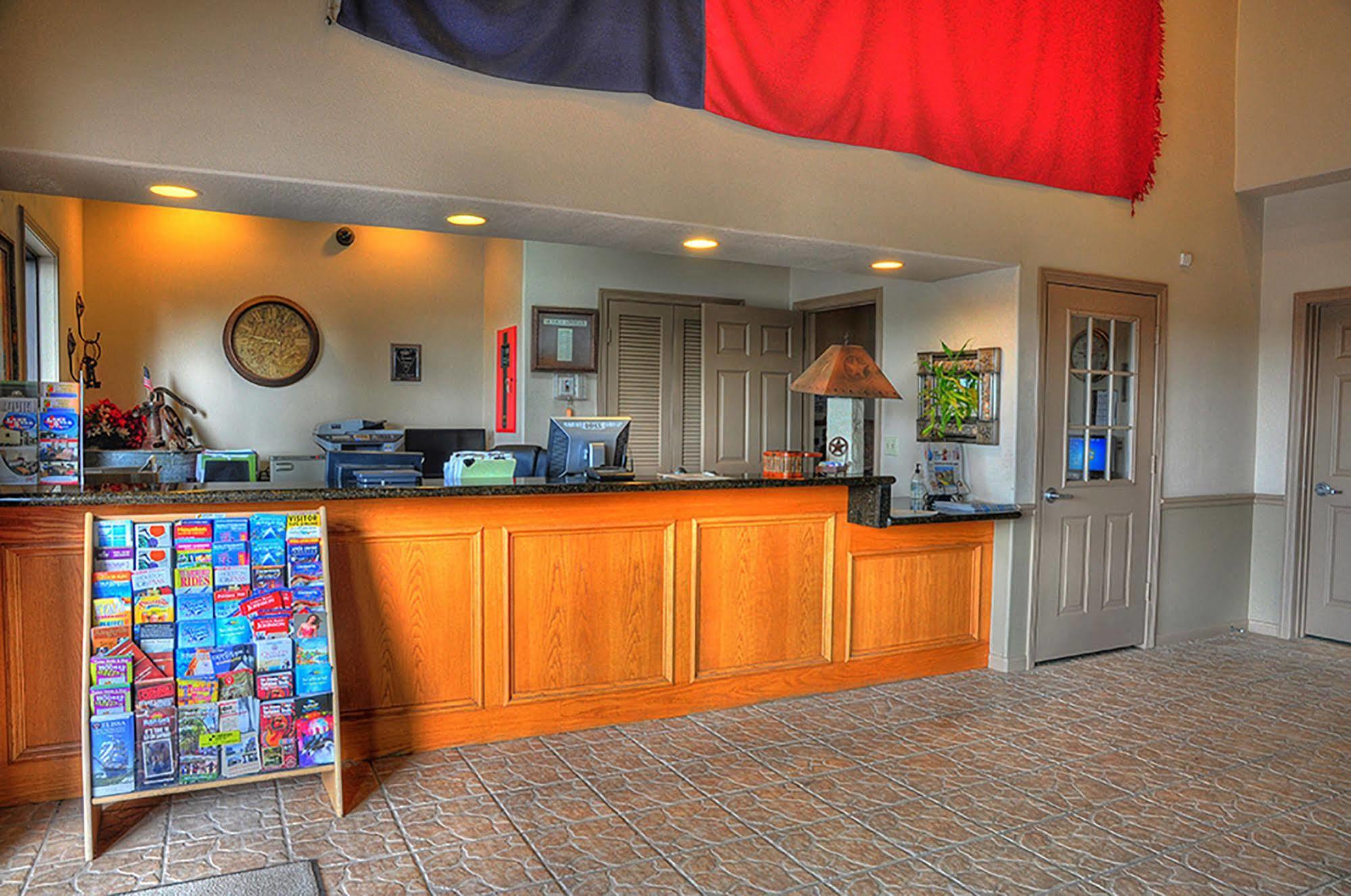 Lone Star Inn And Suites Victoria Kültér fotó